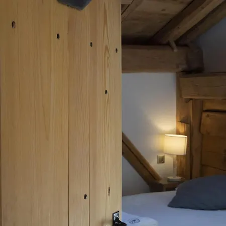 Chalet Perfect Mountain Hideaway - Belle Chery *