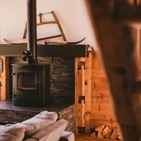 Chalet Perfect Mountain Hideaway - Belle Chery La Cote d'Arbroz