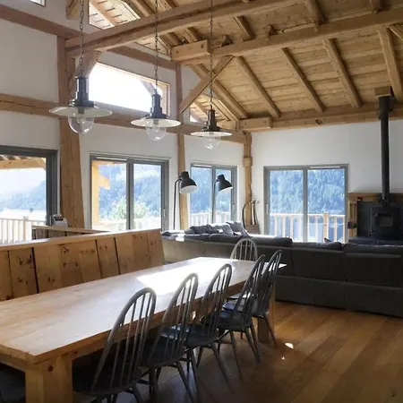 Chalet Perfect Mountain Hideaway - Belle Chery